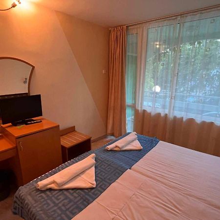 Хотел Диамант Hotel Diamond Балчик Экстерьер фото